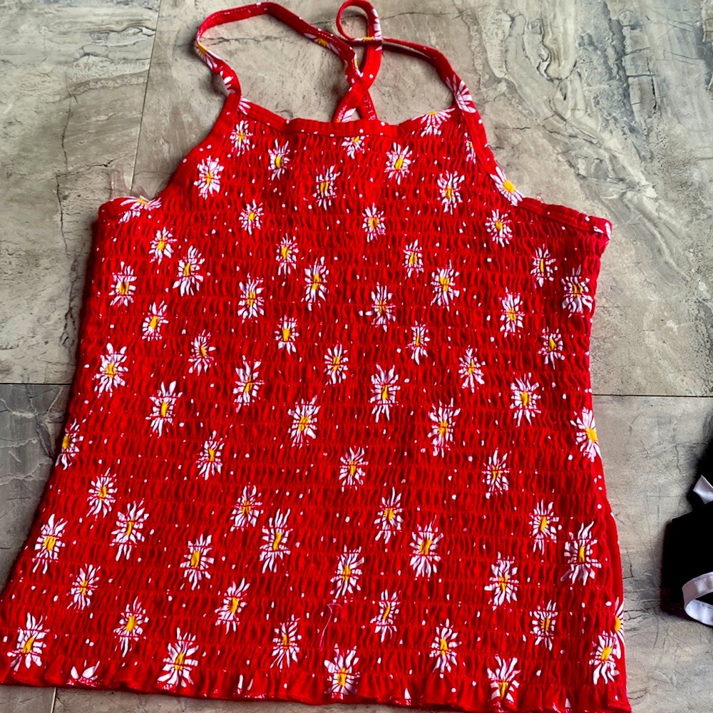 cute top flowers red